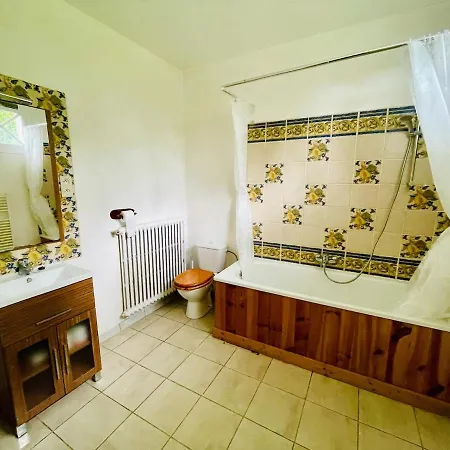 Daire 2 Bedroom On Bidallon Manor Estate