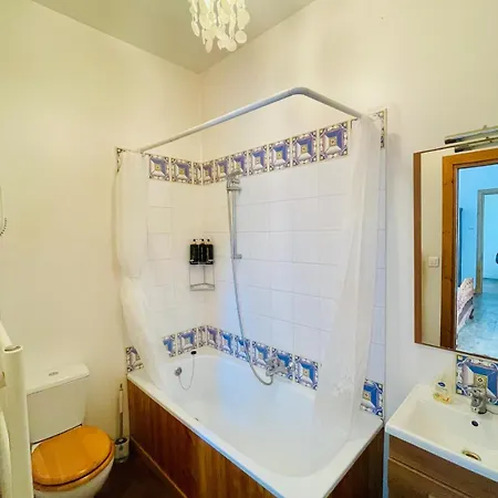 Apartamento 2 Bedroom On Bidallon Manor Estate Saint-Michel (Gers)