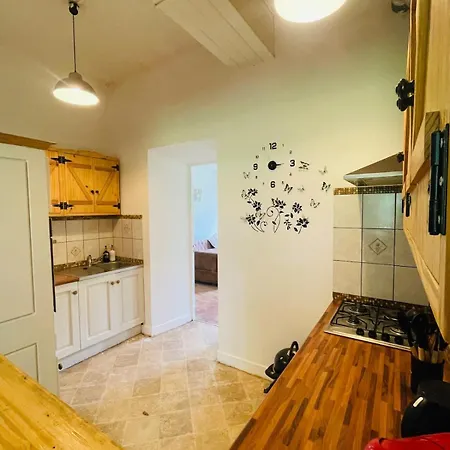 2 Bedroom On Bidallon Manor Estate